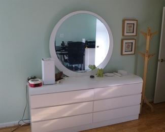 mica dresser & mirror