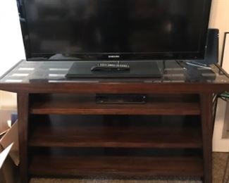 Samsung tv great media cabinet 