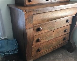empire dresser
