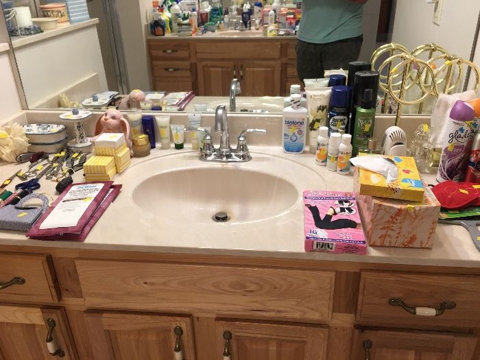 Sale just outside of Dunnellon in Ocala, FL starts on 1/9/2020