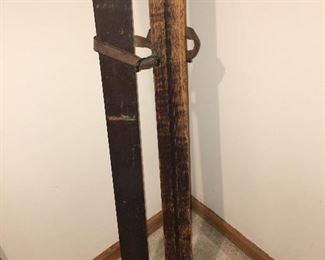 Antique Skis -- Might be fun to use to decorate a Colorado Cabin