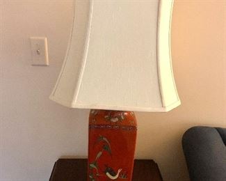 Chinoiserie table lamp