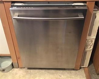 LG Dishwasher (ready to go, not hooked up to power or water)