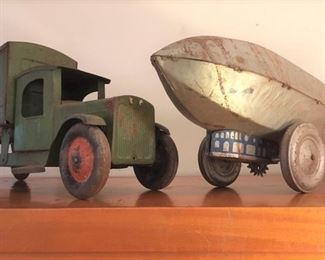 Tin type truck & dirigible, by Marx, with original finish
