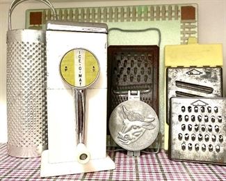 Vintage kitchen items