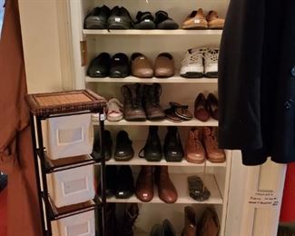 Shoes & boots (men's & women's)