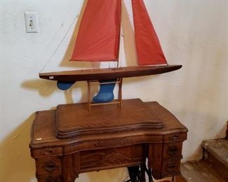 Beautiful White sewing machine cabinet (no machine).  Vintage pond yachts.