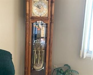 Howard Miller GrandFather Clock 610-796 - fully operational, recently serviced