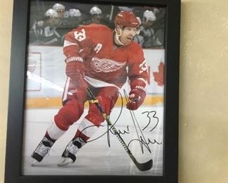 Red Wings Hockey autographs