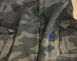 camouflage hunting apparel