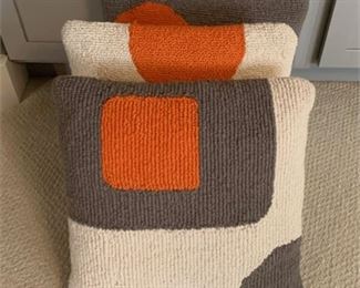 Lot 100
Contemporary Accent Pillows, Pottery Barn