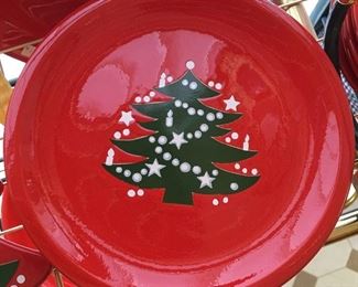 Waechtersbach (West Germany) Christmas dinner plates (4; also salad/luncheon plates)