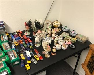 matchbox, hess, figurines