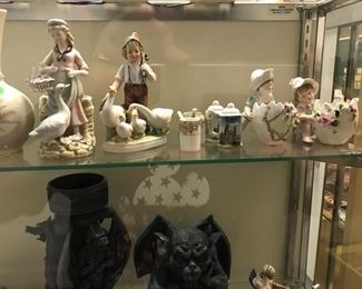 figurines