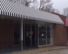 Elsie Bell's storefront - Independence