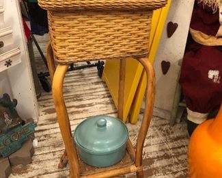 Wicker plant stand 