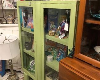 Green cabinet 