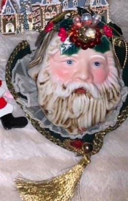 Inputting all prices....Over 300+ Christmas items..all prices range from $10 - $50 Only