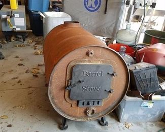 Barrel stove - missing back legs