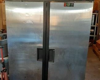 Commercial refrigerator-needs compressor