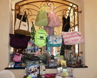 Purses / Backpacks