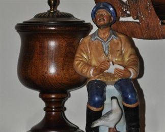 Fantastic Royal Doulton Seafarer figurine and a great wooden lidded jar!