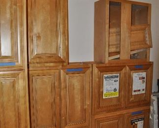 Additional upper cabinets available