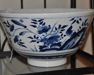 Large vintage Colonial Delft, 1973 bowl