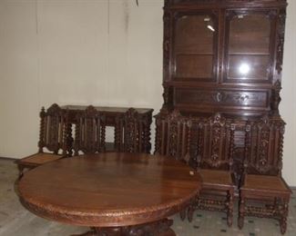 French Louis XIII Dining Room Suite