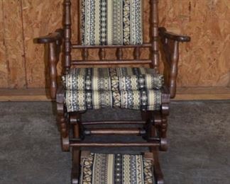 Spindle Oak Rocker w/ Foot Stool