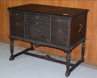 Walnut Floor Model Victrola