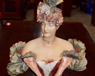 Porcelain/ Bristal Lady Bust