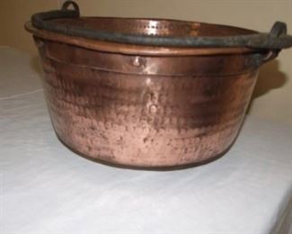 18 C Tooled Copper Basin