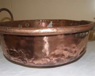 18 C 2 Handle Copper Basin