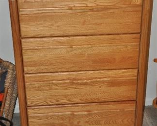 Matching 4 drawer chest by Stanley Furnture, 32"W x 18"D x 42"H