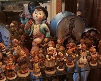 Hundreds of Hummels