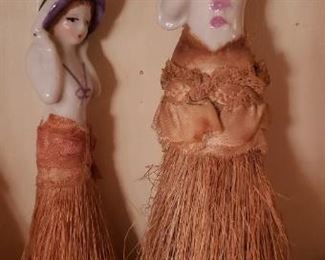 Antique cosmetic brushes