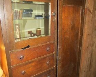 Wardrobe with drawers