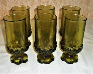 MID-CENTURY GLASSES