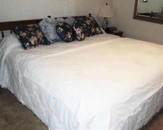 KING SIZE BED WITH A NICE SEALY POSTUREPEDIC ULTRA PLUSH MATTRESS