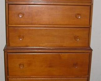 Maple Chest of Drawers