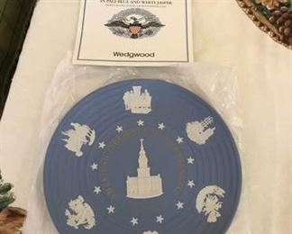2 Bicentennial plates
