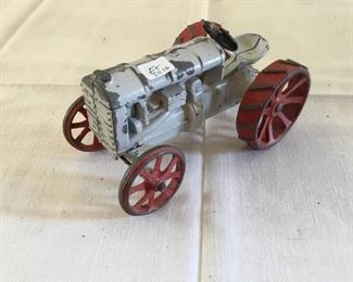 Cast iron Farm Tractor Nice and complete