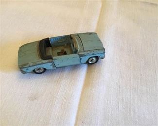 Dinky Toys Peugeot 204 Cabriolet Made In France 1 to 43 scale