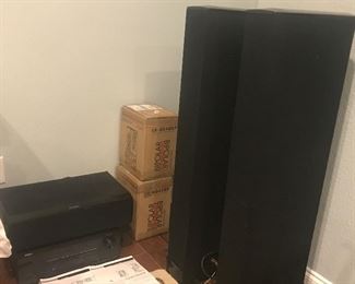 Bipolar surround sound  