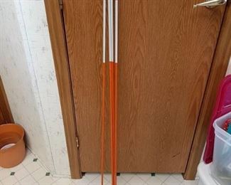 (4) Safety Orange 48" Reflective Driveway Markers Snow Stakes Fiberglass 5/16