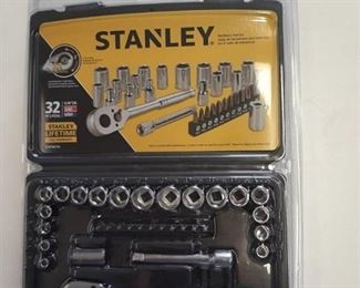 Stanley 32PC Mechanic's Tool Set