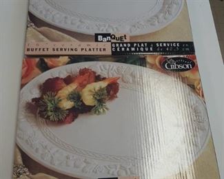 (2) Gibson Home Banquet Buffet Ceramic 16 In. Banquet Platter, White