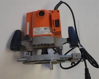 1-3/4 HP plunge router with brake