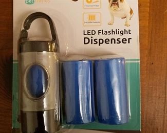 Pet Waste Bag Dispenser Led Flashlight Battieries 3 Refill Roll Included 30 Bags
